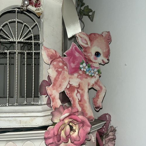 Sparkling vintage kitsch deer - sparkling,